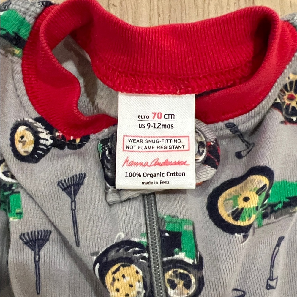 Hanna Andersson tractor pajamas 9-12 months - Picture 2 of 4